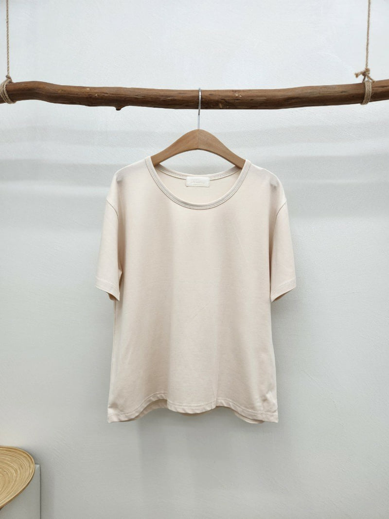 Most - Korean Women Fashion - #womensfashion - U Neck Tee - 2