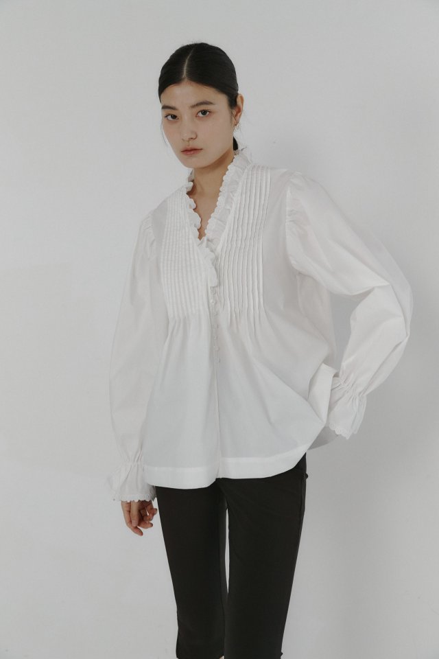 Neroli36 - Korean Women Fashion - #womensfashion - M Pin-tuck Embroidery Blouse - 5