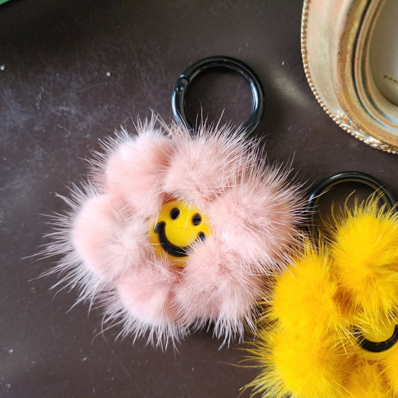 Newerly - Korean Women Fashion - #vintagekidsstyle - Flower Smile Keyring - 4