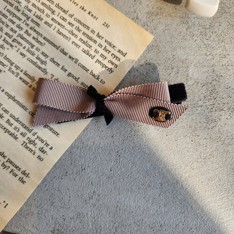 Newerly - Korean Women Fashion - #vintageinspired - Velvet Gold Ribbon Hairpin - 5