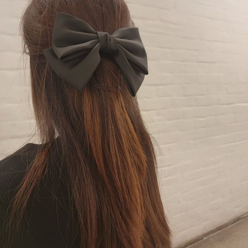 Newerly - Korean Women Fashion - #womensfashion - Black Satin Ribbon Hairpin - 2