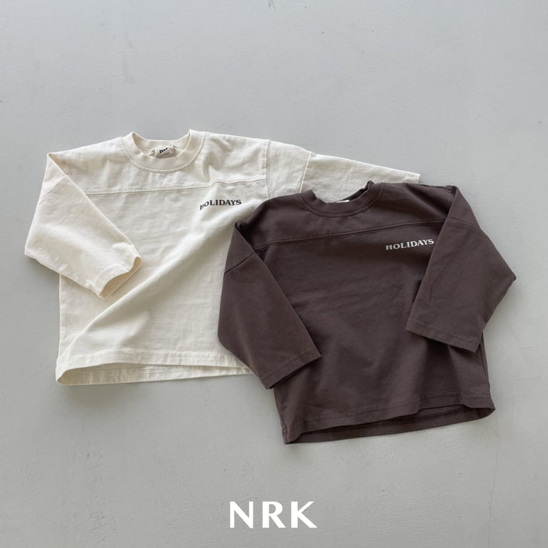 Nrk - Korean Children Fashion - #prettylittlegirls - Holiday Slit Tee