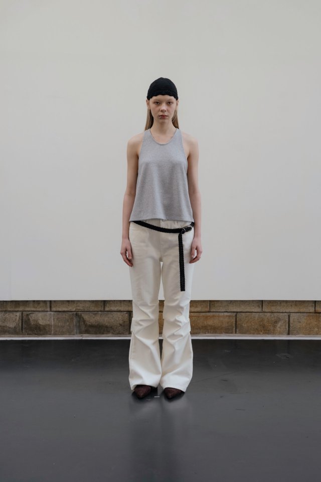 Nutplan - Korean Women Fashion - #romanticstyle - Back Slit Sleeveless Tee - 3