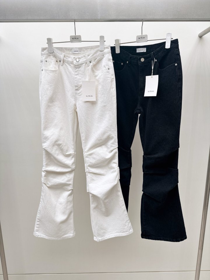 Nutplan - Korean Women Fashion - #vintagekidsstyle - Shirring Bootcut Pants