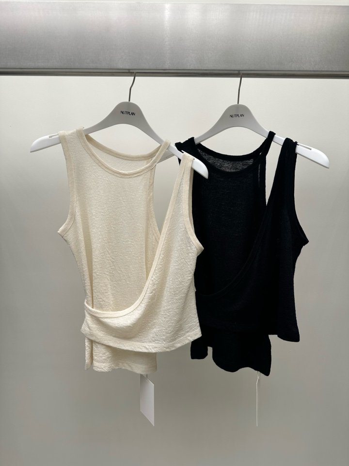 Nutplan - Korean Women Fashion - #womensfashion - And Sleeveless Tee