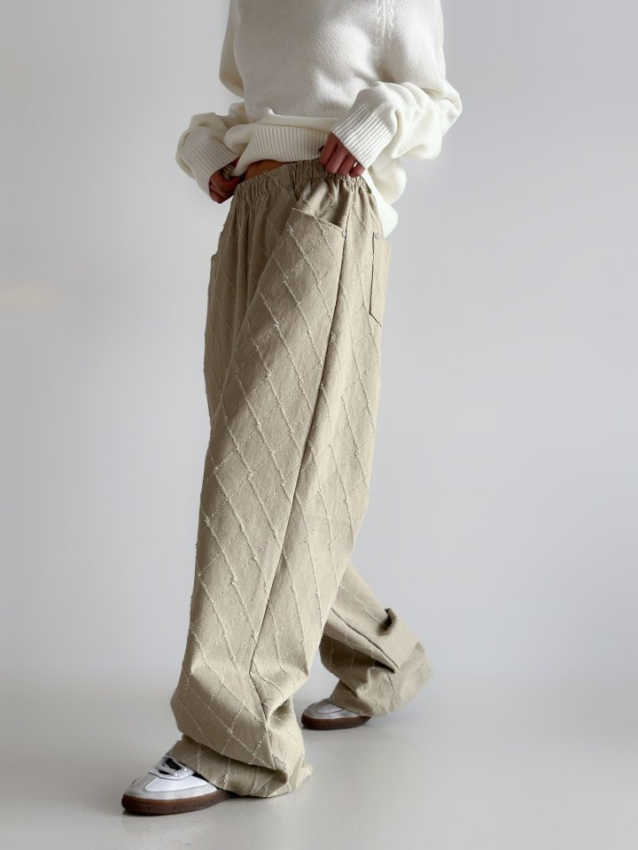 One the woman - Korean Women Fashion - #pursuepretty - Dia Catch One Pants - 2