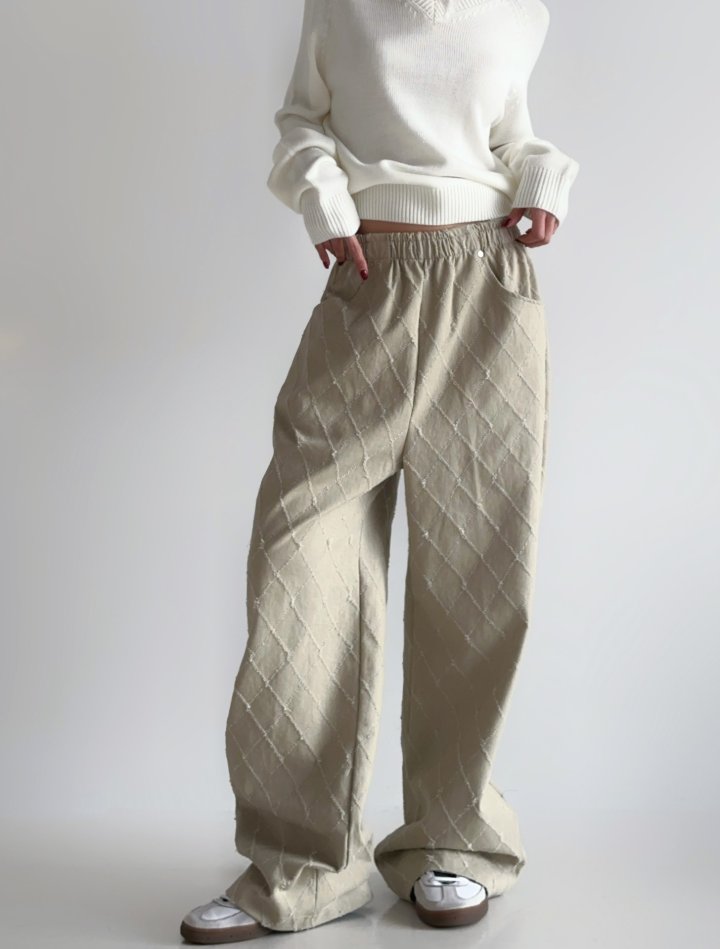 One the woman - Korean Women Fashion - #restrostyle - Dia Catch One Pants - 3