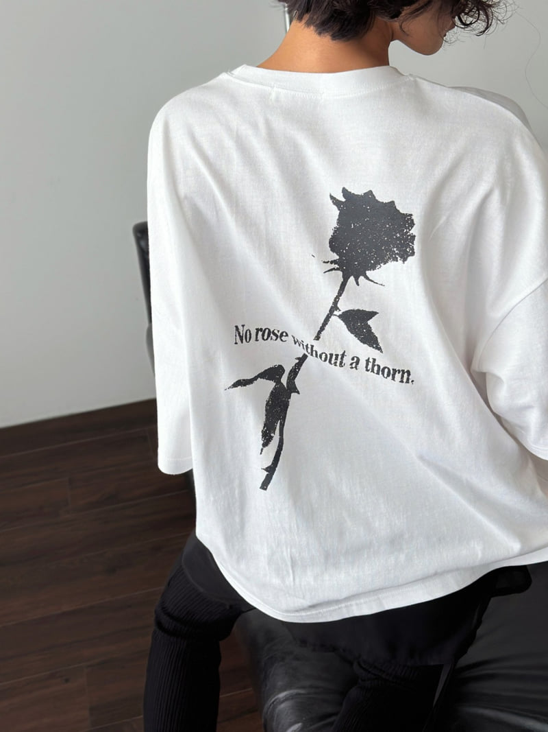 One the woman - Korean Women Fashion - #vintagekidsstyle - Rose Graphic Tee - 6