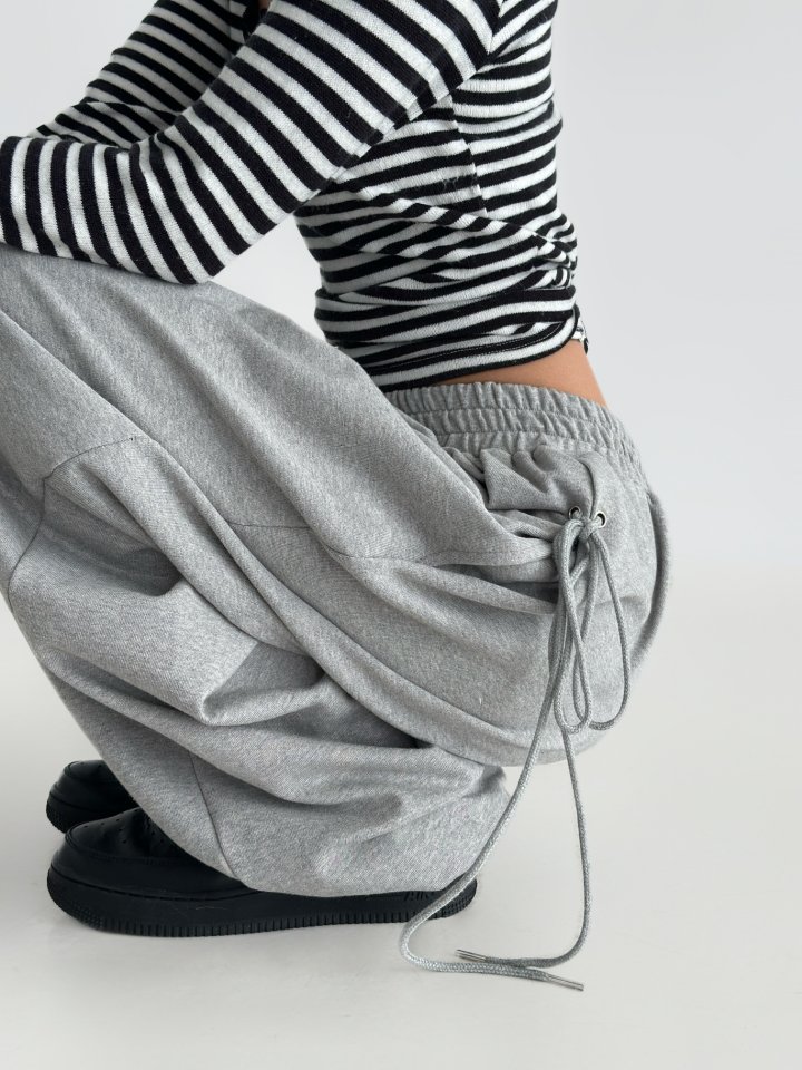 One the woman - Korean Women Fashion - #womensfashion - Eyelet Pintuck Pants - 5