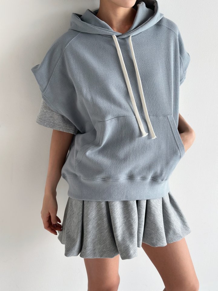 One the woman - Korean Women Fashion - #momslook - Vest Hood Sweatshirts - 4