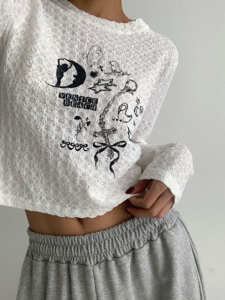 One the woman - Korean Women Fashion - #womensfashion - Wrinkle Graphic Tee