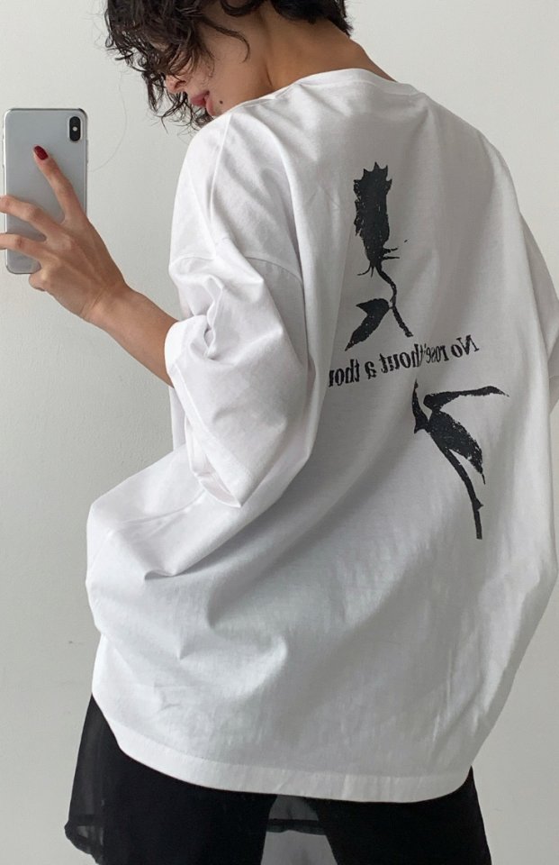 One the woman - Korean Women Fashion - #momslook - Rose Graphic Tee - 4