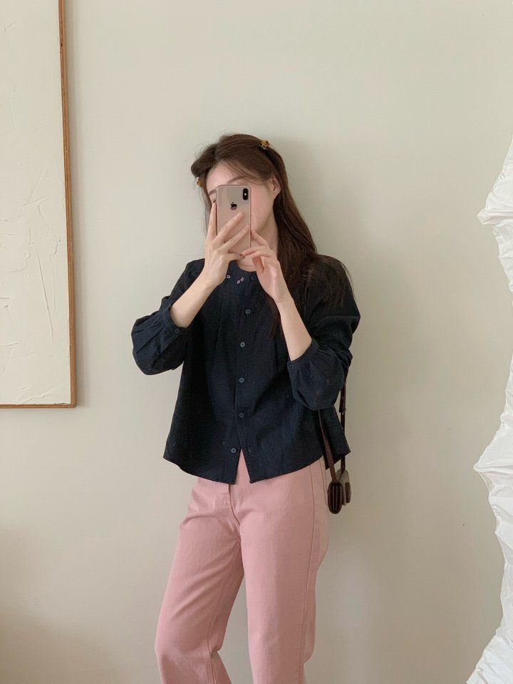 Our Moment - Korean Women Fashion - #momslook - Shoe Embroidery Blouse - 8