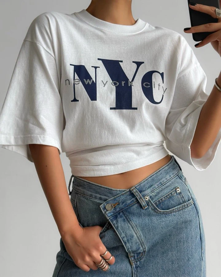 Paper Moon - Korean Women Fashion - #momslook - NYC Vintage Print Tee - 3