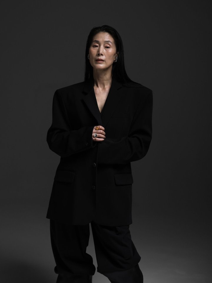 Paper Moon - Korean Women Fashion - #womensfashion - Oversized Three Button Single Blazer - 4