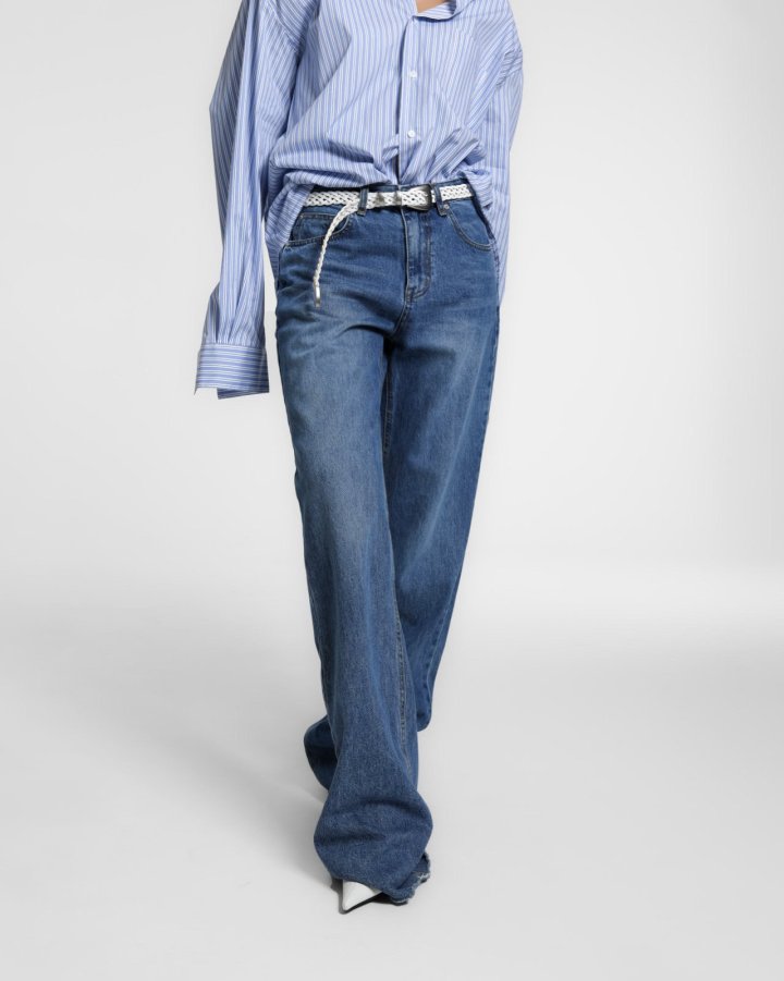 Paper Moon - Korean Women Fashion - #womensfashion - Classic Raw Cut Wide Fit Mid Blue Jeans - 5