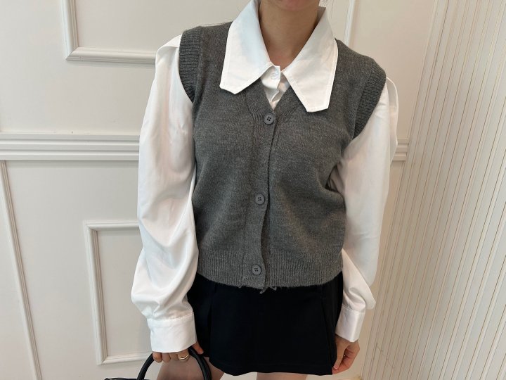 Pearls room - Korean Women Fashion - #momslook - Shirt Knit Vest (attached) - 2