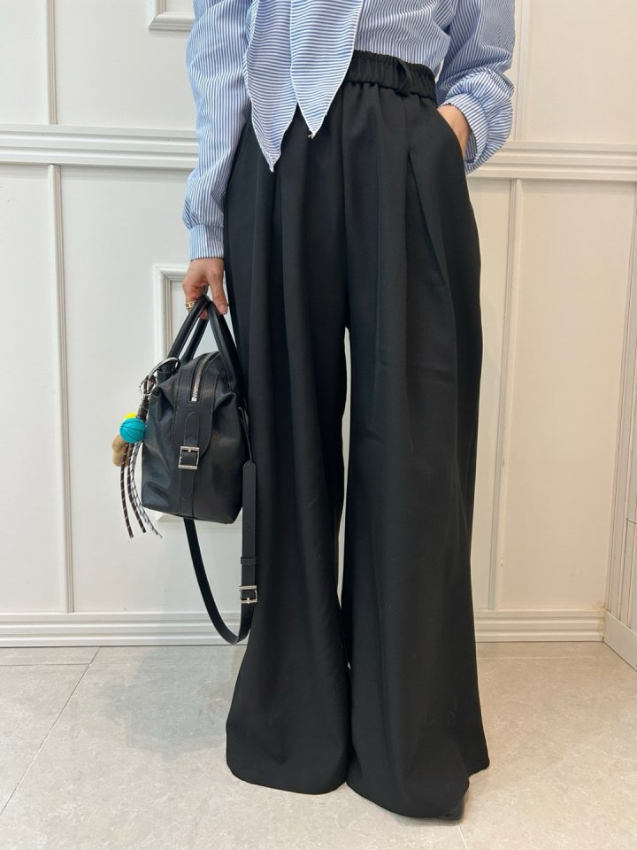 Pearls room - Korean Women Fashion - #momslook - Pintuck Pants - 3