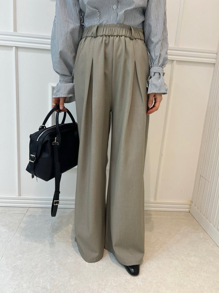 Pearls room - Korean Women Fashion - #momslook - Pintuck Pants - 7