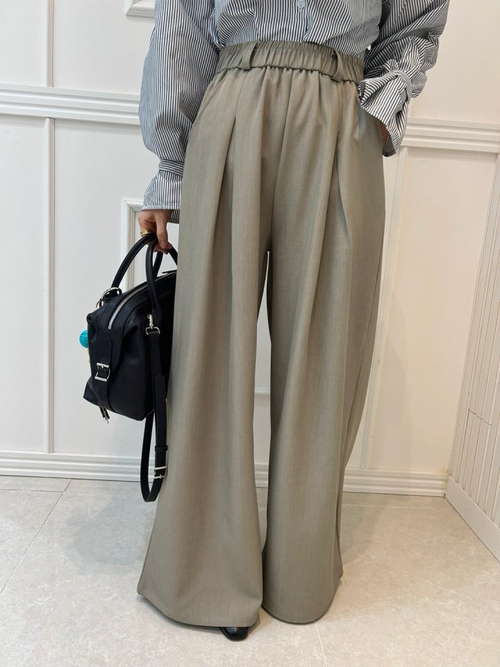 Pearls room - Korean Women Fashion - #momslook - Pintuck Pants - 9