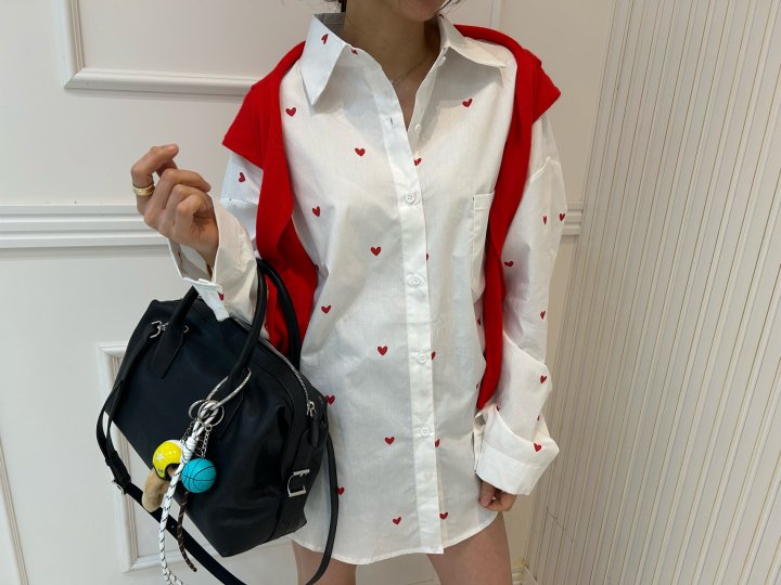 Pearls room - Korean Women Fashion - #momslook - Heart Shirt - 4