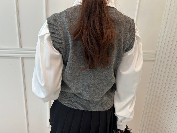 Pearls room - Korean Women Fashion - #womensfashion - Shirt Knit Vest (attached) - 7