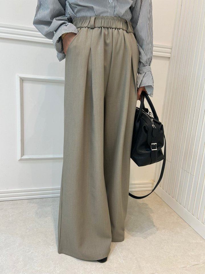 Pearls room - Korean Women Fashion - #womensfashion - Pintuck Pants - 10