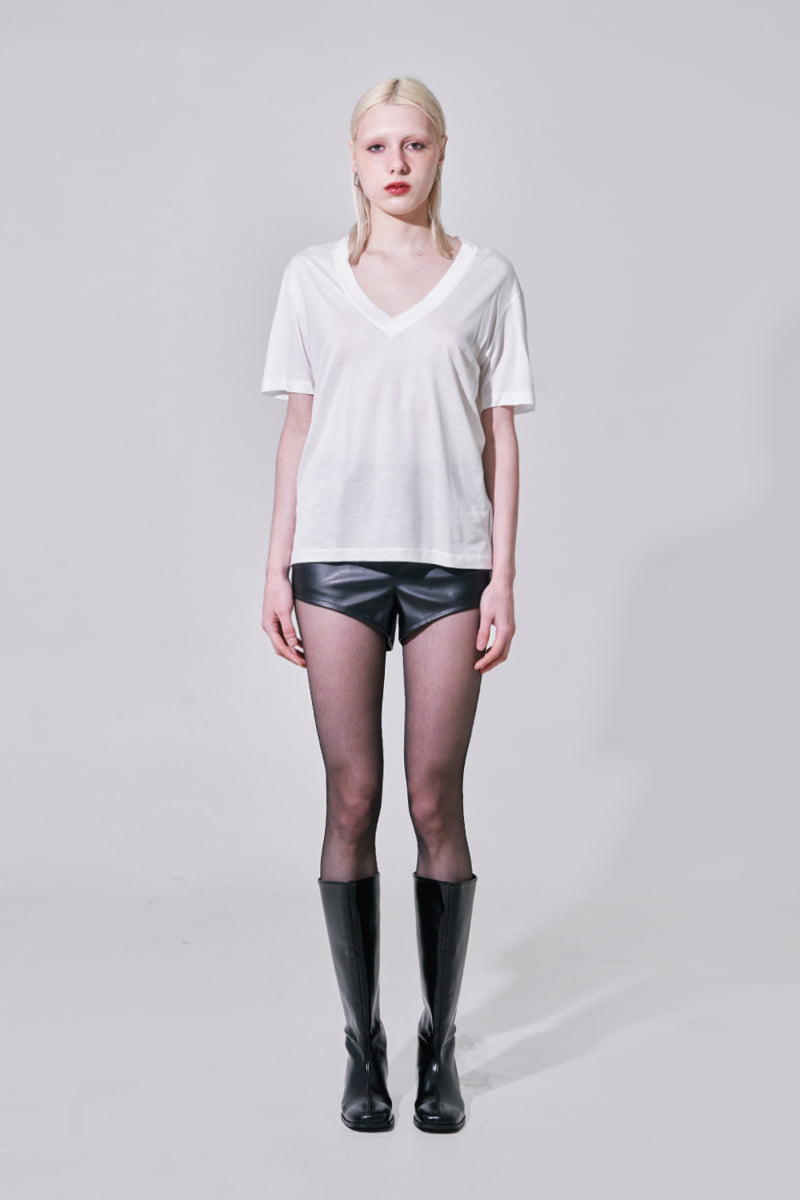 Project Wave - Korean Women Fashion - #momslook - Leather Span Short Pants