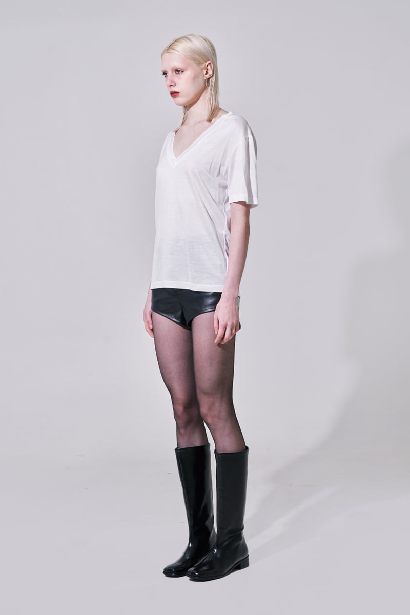 Project Wave - Korean Women Fashion - #womensfashion - Leather Span Short Pants - 2