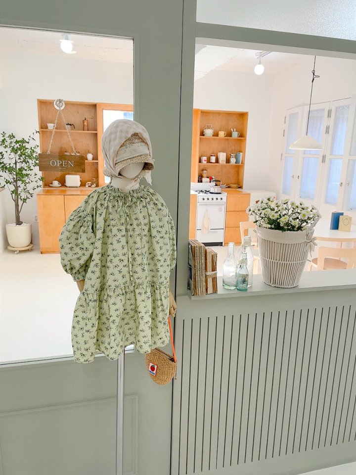 Studio M - Korean Children Fashion - #toddlerclothing - Olive Silk Pleated One-piece - 3