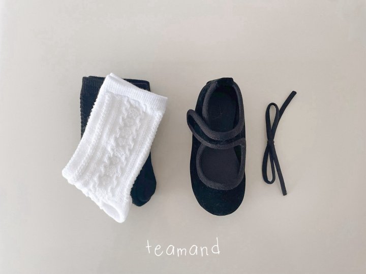 Teamand - Korean Children Fashion - #kidsshorts - Embossed Lace Set (with Mom) - 6