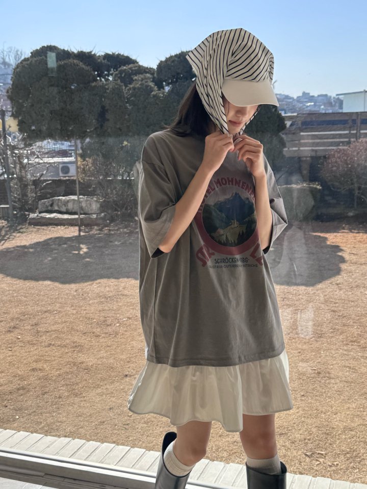 Theres - Korean Women Fashion - #pursuepretty - Hotel Tee - 3