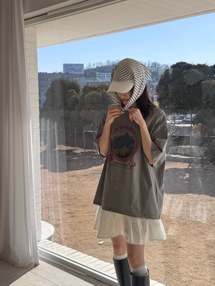 Theres - Korean Women Fashion - #pursuepretty - Hotel Tee - 4