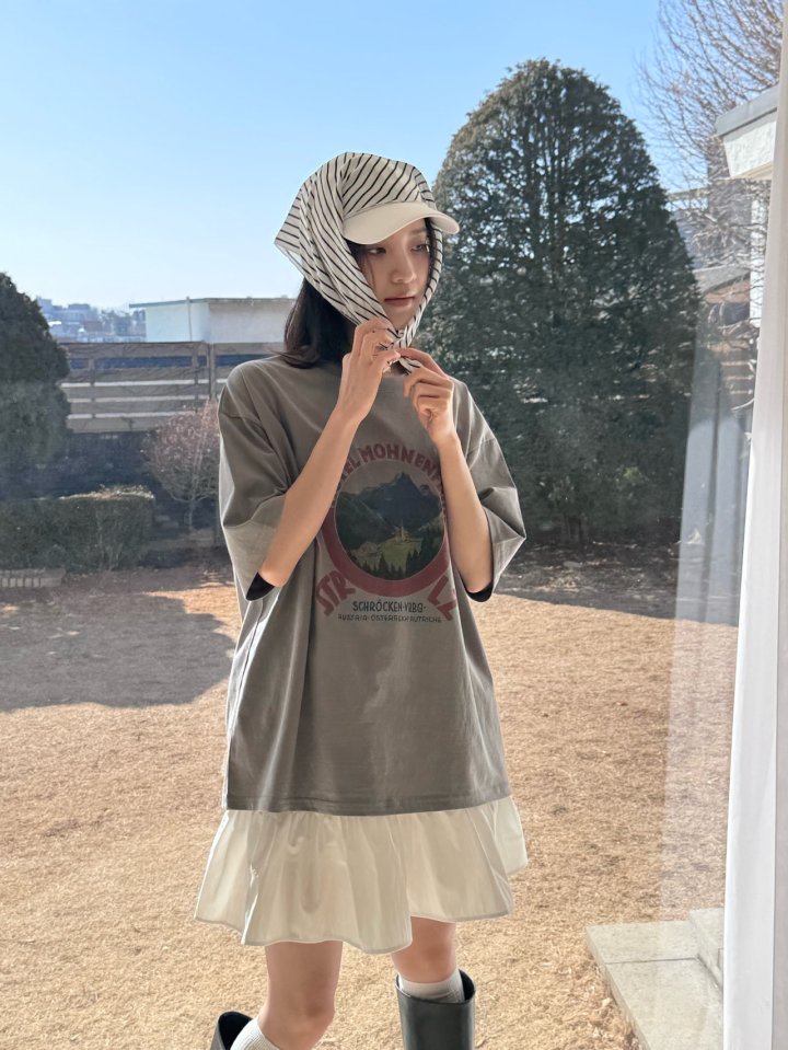 Theres - Korean Women Fashion - #vintagekidsstyle - Hotel Tee - 2