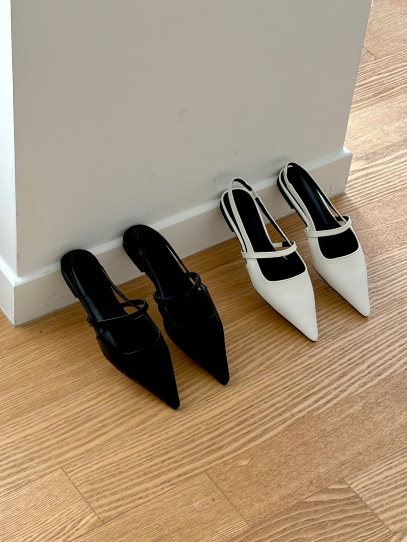 Vade - Korean Women Fashion - #momslook - Stiletto Flat Heel Strap - 12