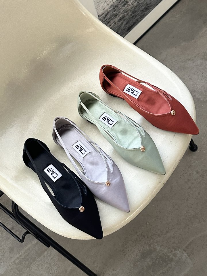 Vade - Korean Women Fashion - #momslook -  Stiletto Satin Flat