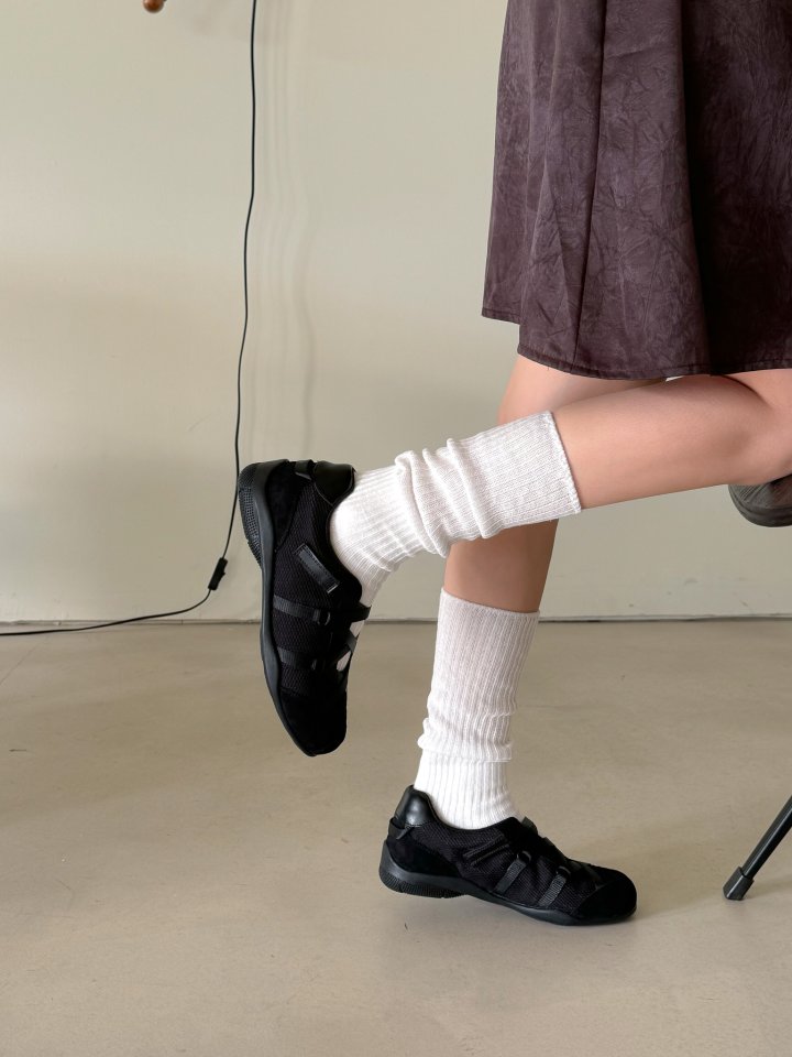 Vade - Korean Women Fashion - #momslook - Low Heel Sneakers Sneakers Slim - 10