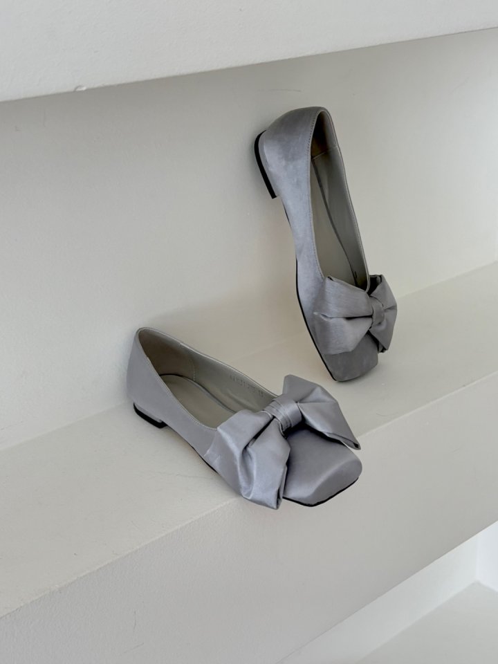 Vade - Korean Women Fashion - #momslook - Ribbon Pom Pom Flat - 5