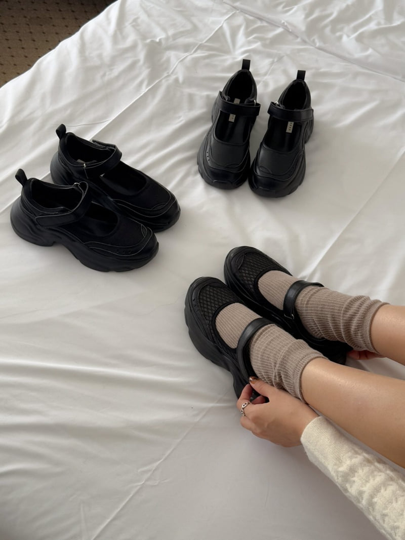 Vade - Korean Women Fashion - #momslook - Flat Sneakers Mary Jane Socks - 12