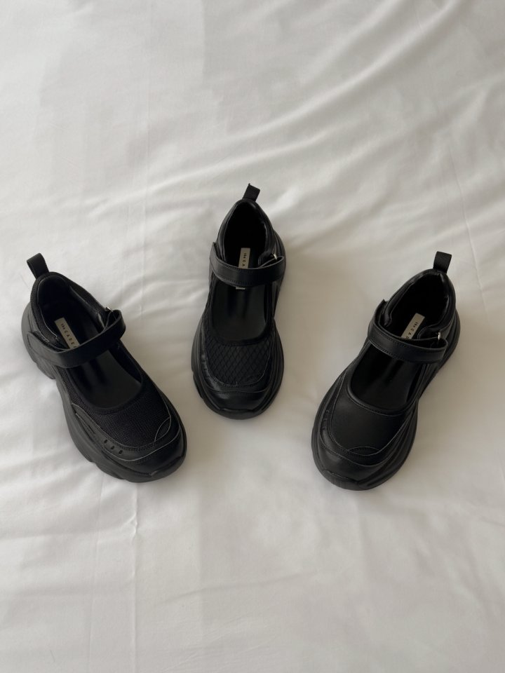 Vade - Korean Women Fashion - #womensfashion - Flat Sneakers Mary Jane Socks - 4