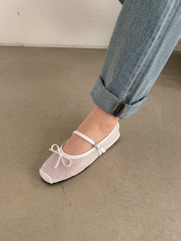 Vade - Korean Women Fashion - #pursuepretty - Mesh Mary Jane Ribbon Flat - 2