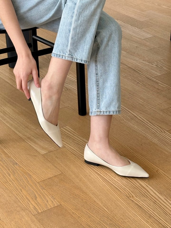 Vade - Korean Women Fashion - #shopsmall - Basic Stiletto Flat - 3