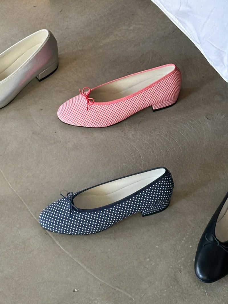 Vade - Korean Women Fashion - #thelittlethings - Round Flat - 12