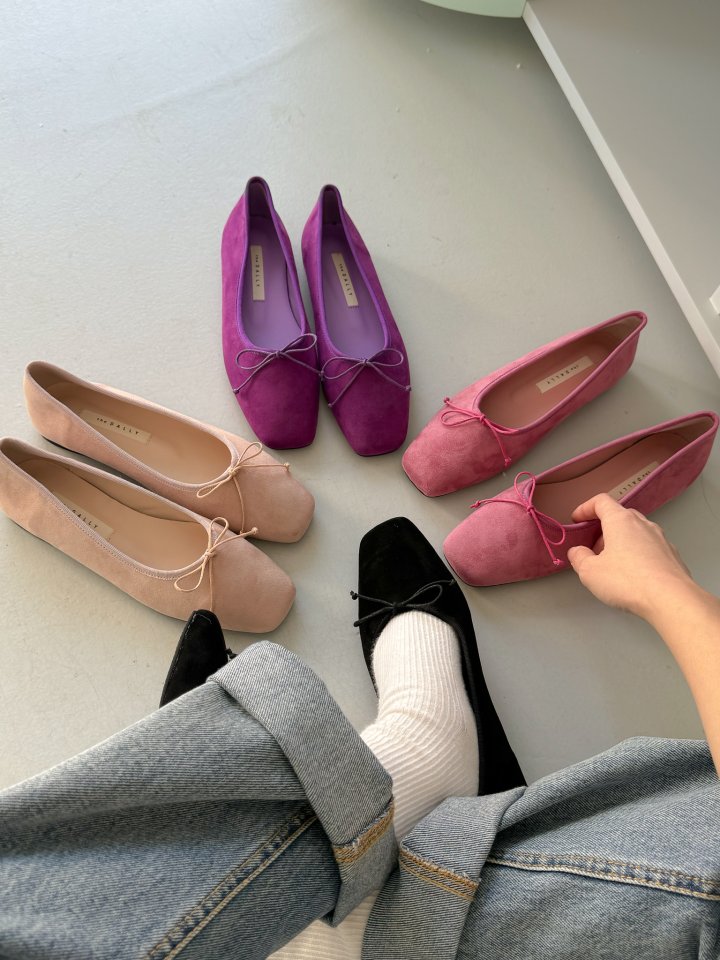 Vade - Korean Women Fashion - #vintageinspired - Ribbon Flat Vivid Unique - 3