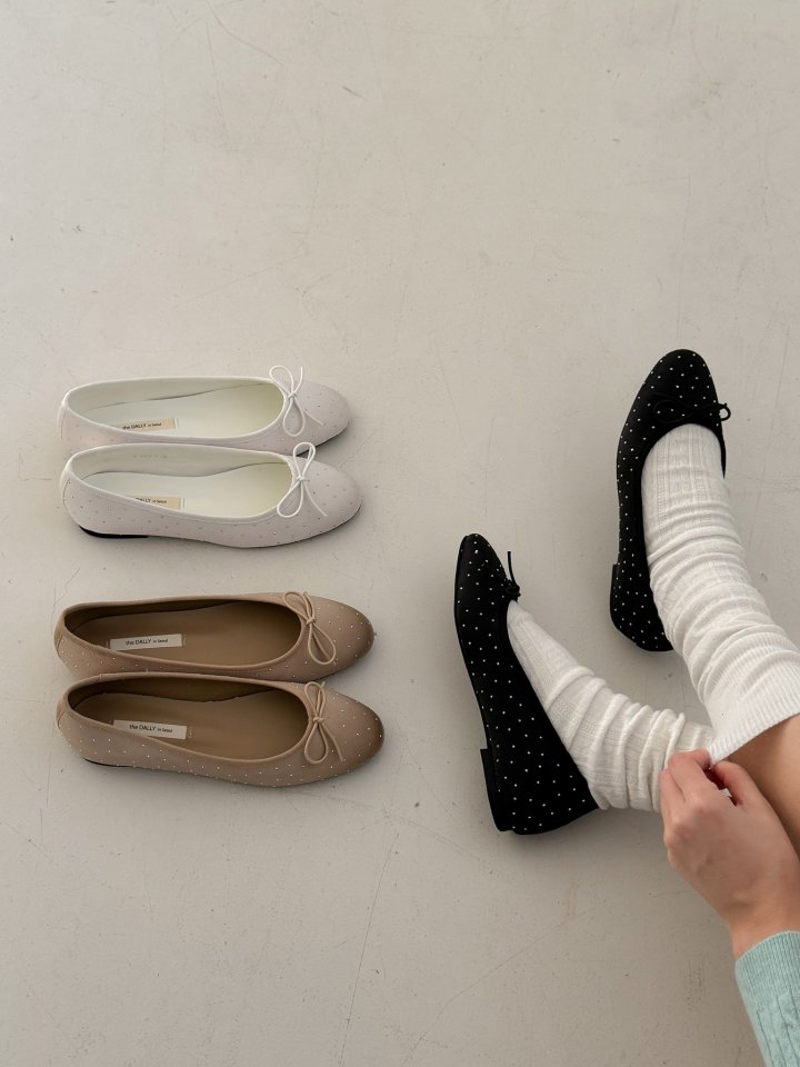 Vade - Korean Women Fashion - #vintageinspired - Round Flat Basic - 4