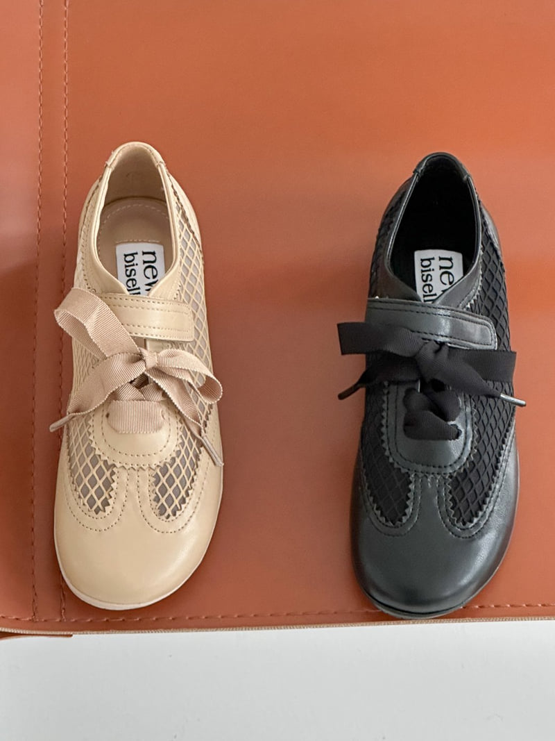 Vade - Korean Women Fashion - #womensfashion - Basic Round Mesh Sneakers - 12