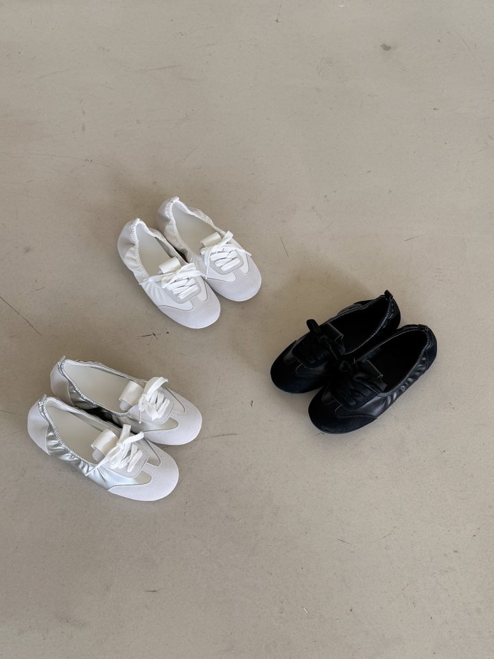 Vade - Korean Women Fashion - #womensfashion - Miyomiyo Sneakers - 2