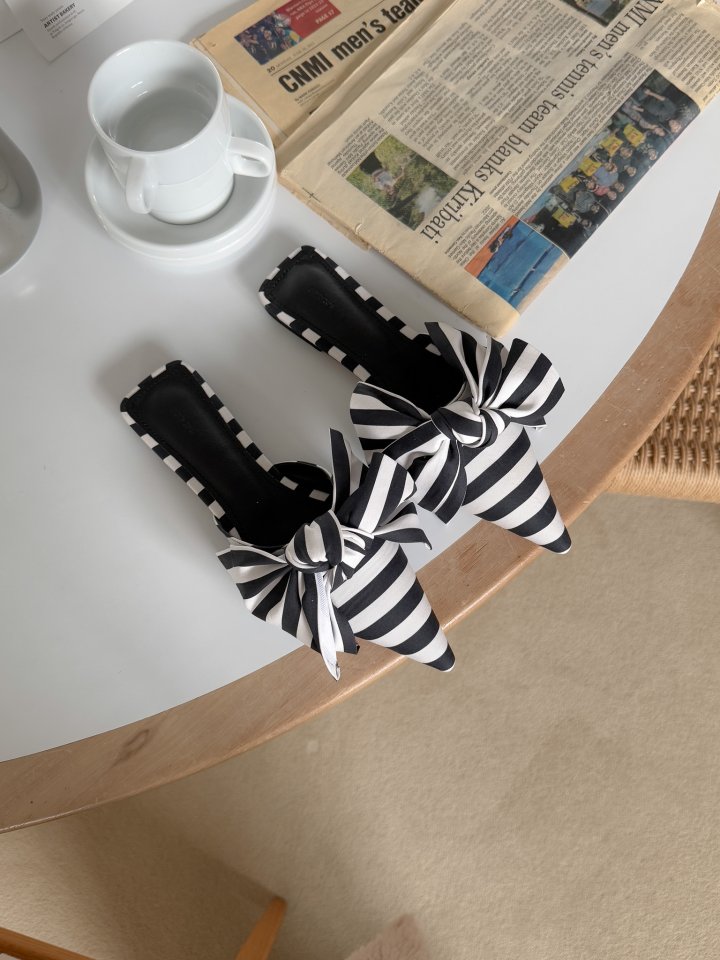 Vade - Korean Women Fashion - #womensfashion - Neutro Stiletto Ribbon Flat Mule - 10