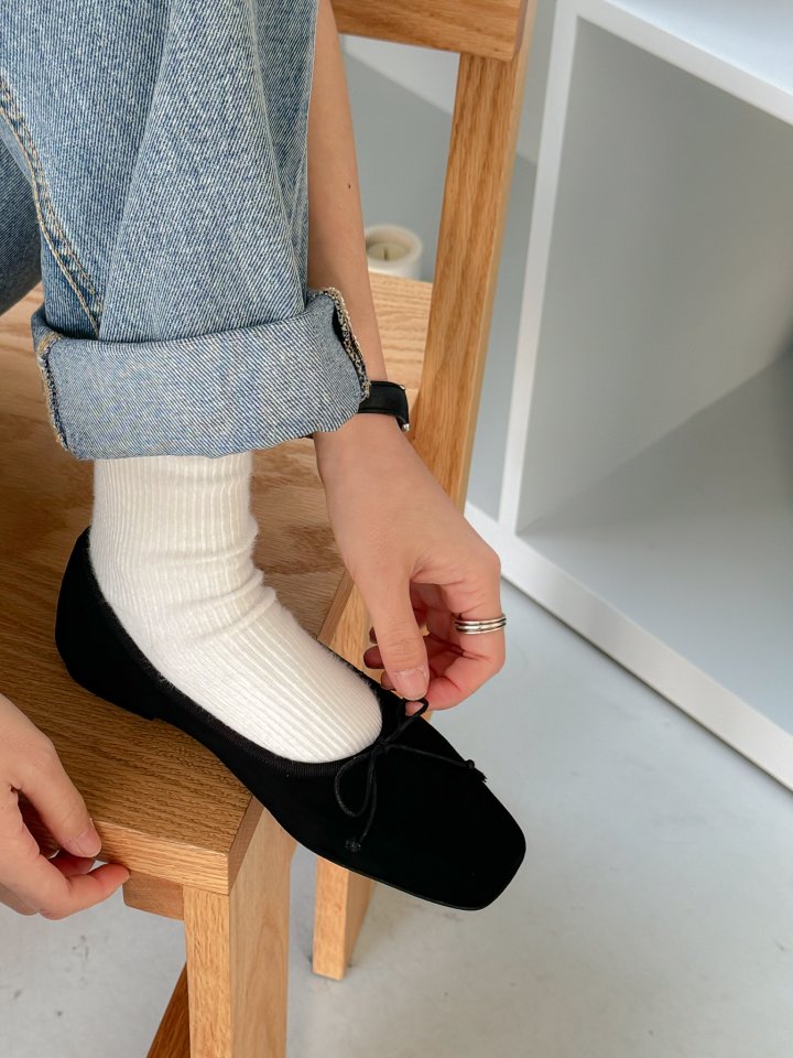 Vade - Korean Women Fashion - #womensfashion - Ribbon Flat Vivid Unique - 2