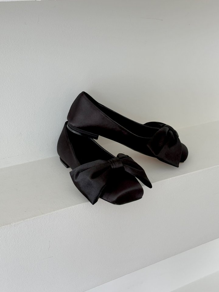 Vade - Korean Women Fashion - #womensfashion - Ribbon Pom Pom Flat - 8